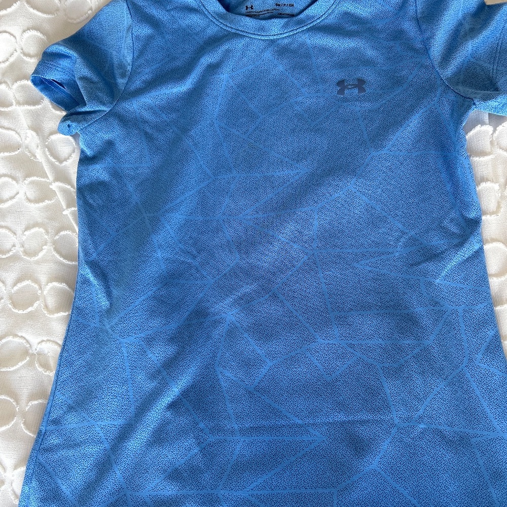Blue under armer t shirt